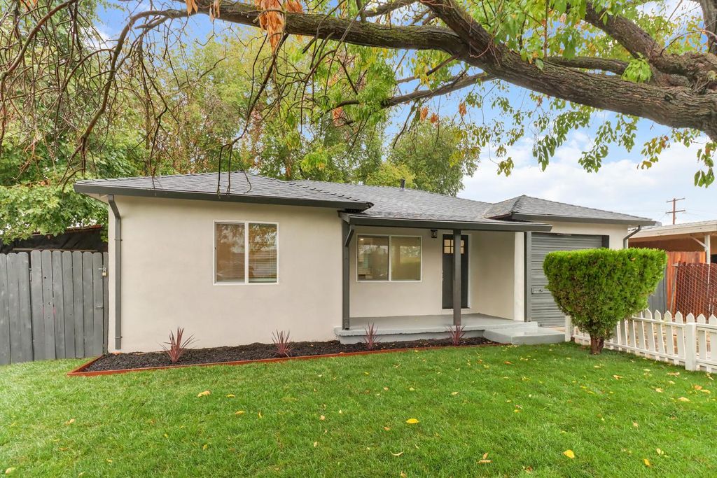 Photo of 3809 Belden Street, Sacramento, CA 95838 (MLS # 225141425)