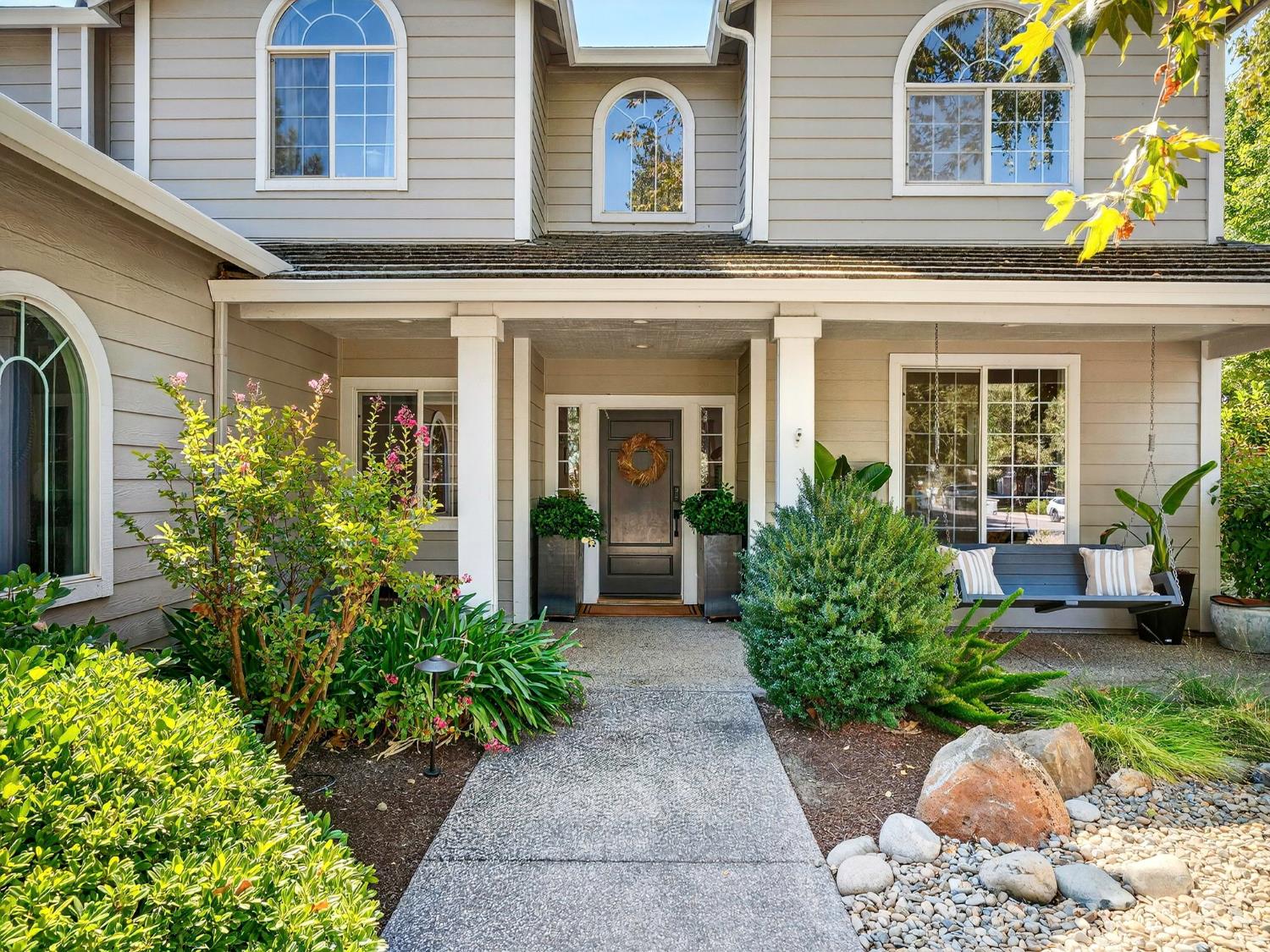 1821 Valdora Street