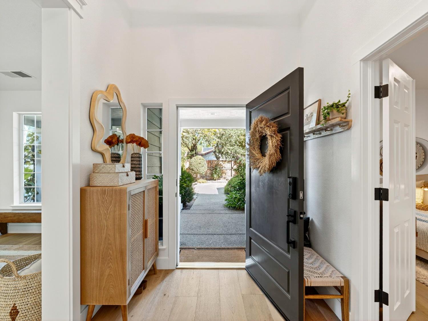 1821 Valdora Street