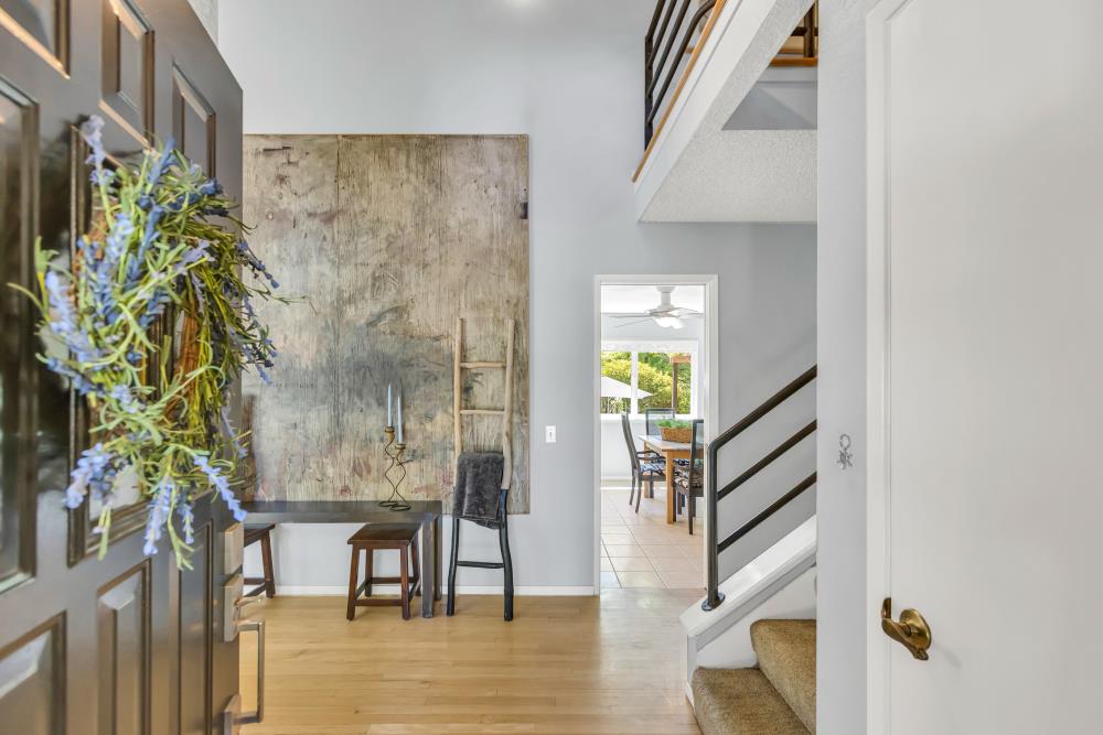 127 Mountain Oak Court
