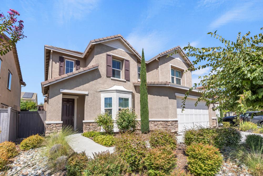 2617 Hoofbeat Court