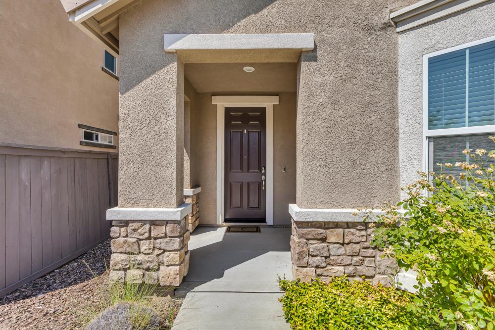 2617 Hoofbeat Court