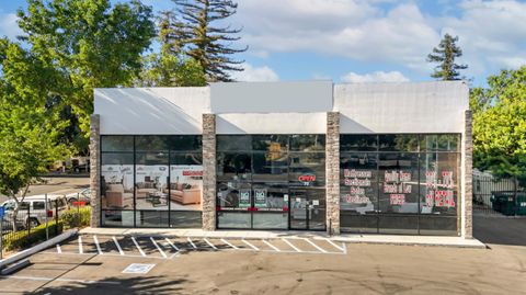 73 W Court Street Woodland CA 95695