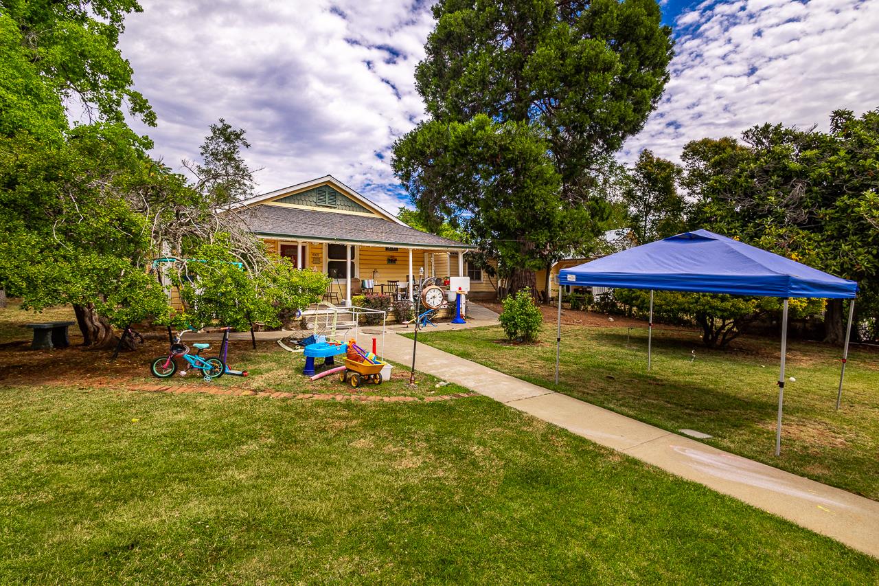 4300 Sunset Lane