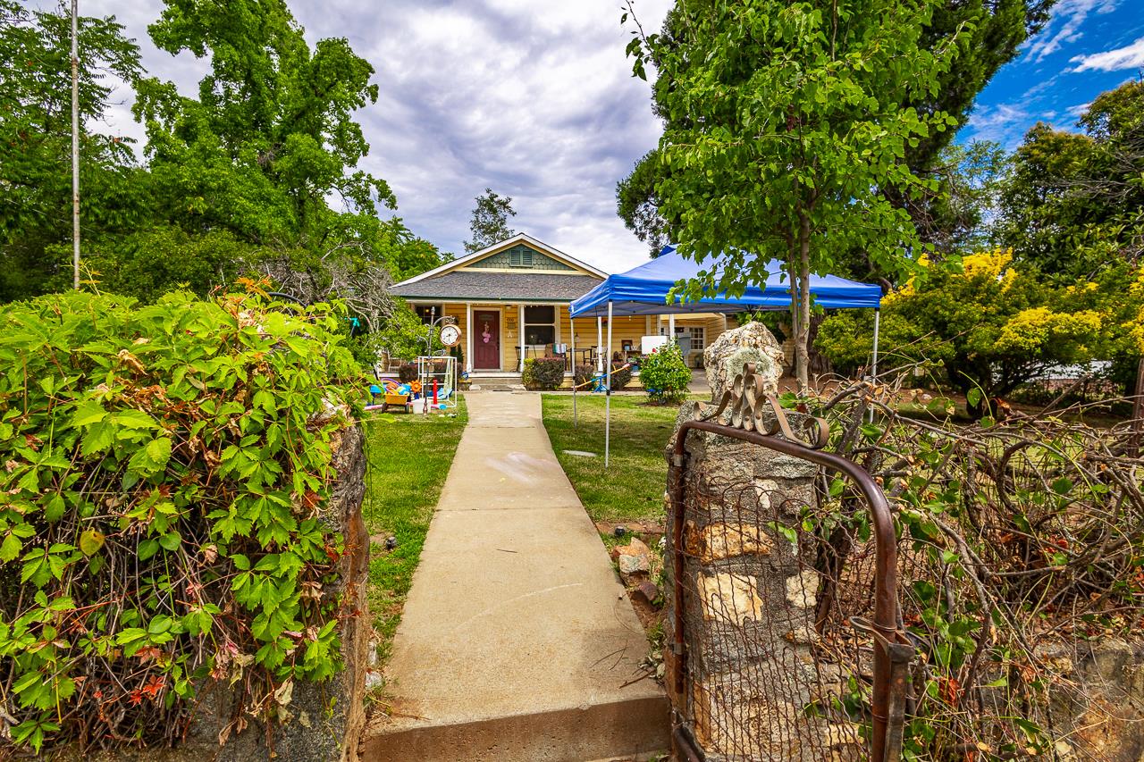 4300 Sunset Lane