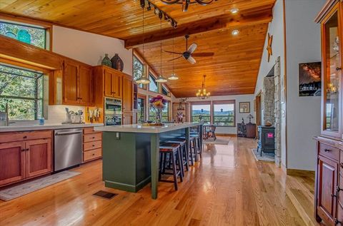 5617 Indian Hills Road Murphys CA 95247