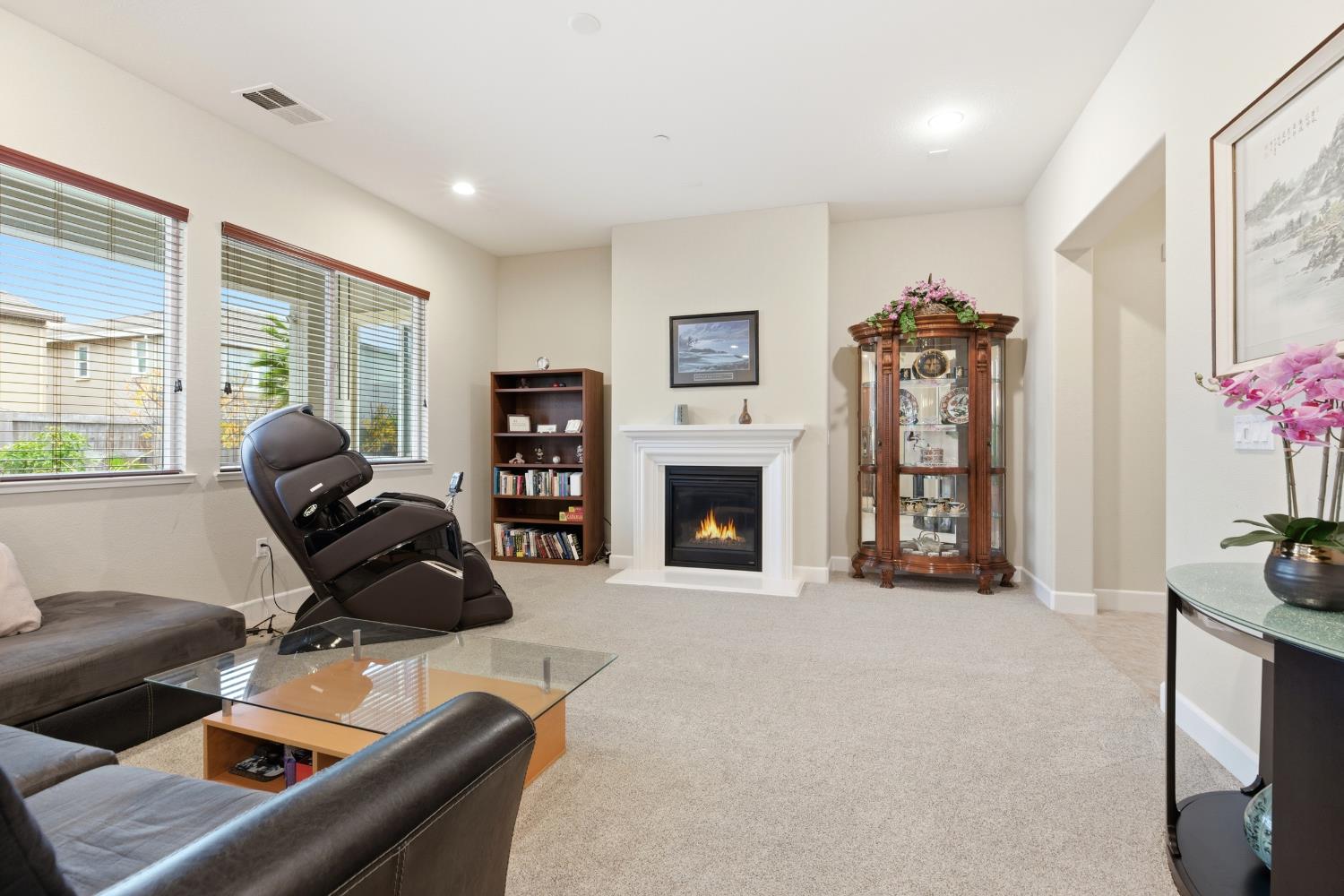 1730 W Woodward Avenue