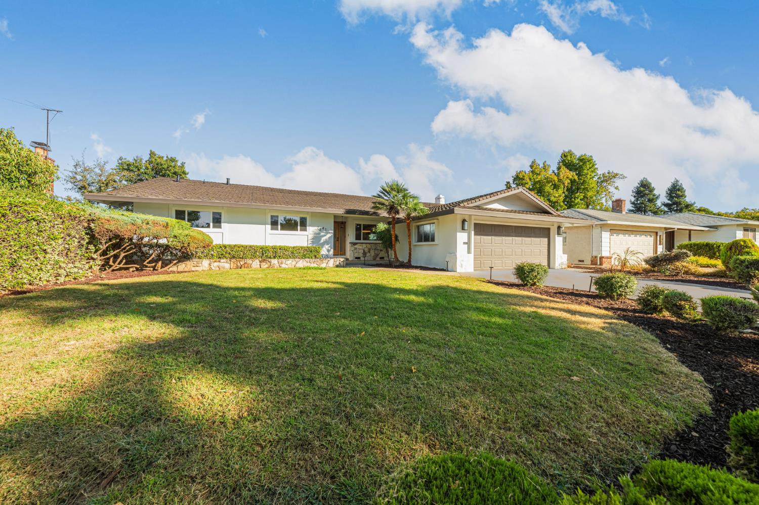 7341 S Land Park Drive