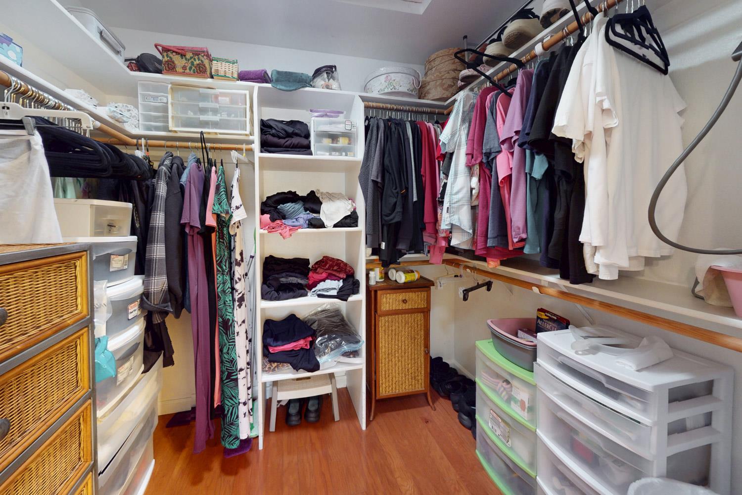 Yuba City, California 95993, United States, 4 Bedrooms Bedrooms, ,3 BathroomsBathrooms,Residential,Active,192019