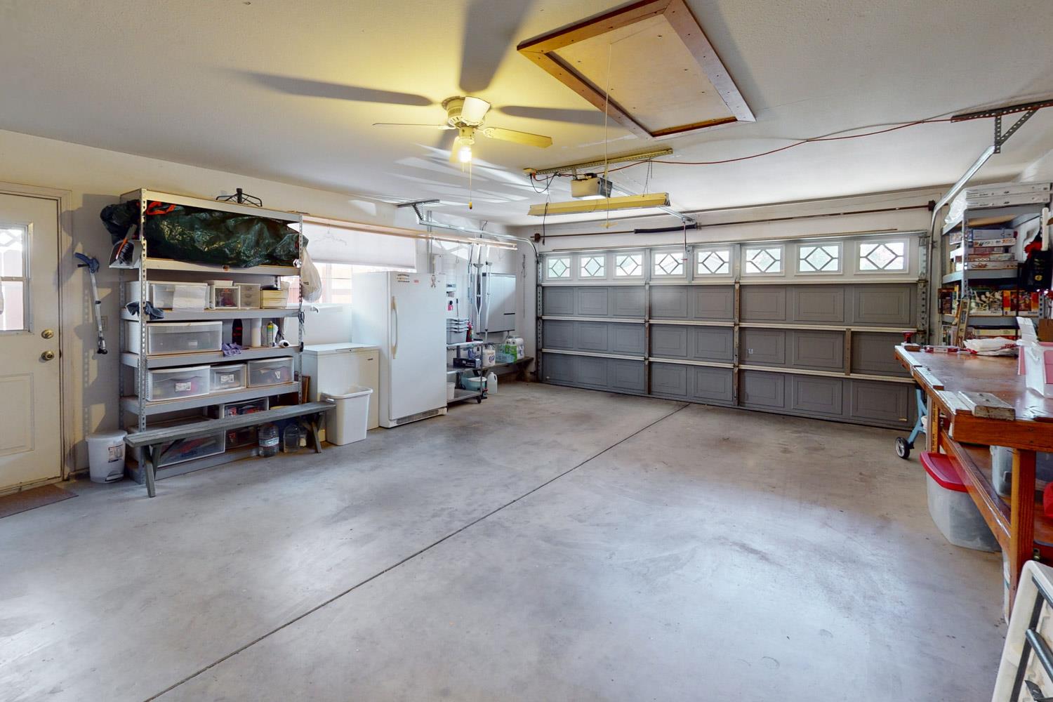 Yuba City, California 95993, United States, 4 Bedrooms Bedrooms, ,3 BathroomsBathrooms,Residential,Active,192019