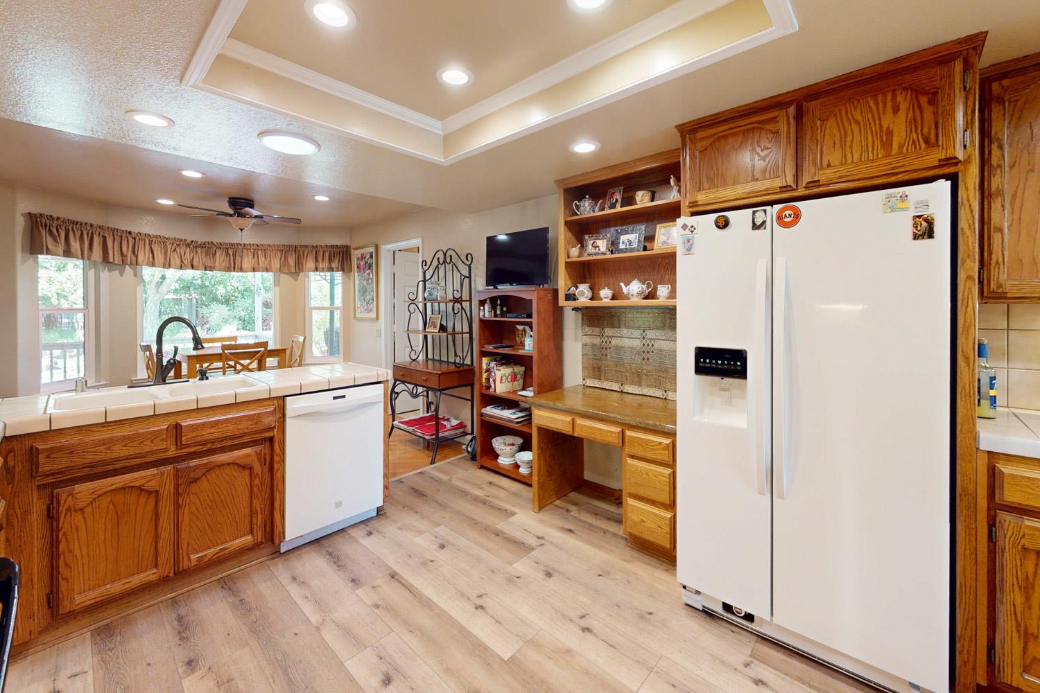 Yuba City, California 95993, United States, 4 Bedrooms Bedrooms, ,3 BathroomsBathrooms,Residential,Active,192019