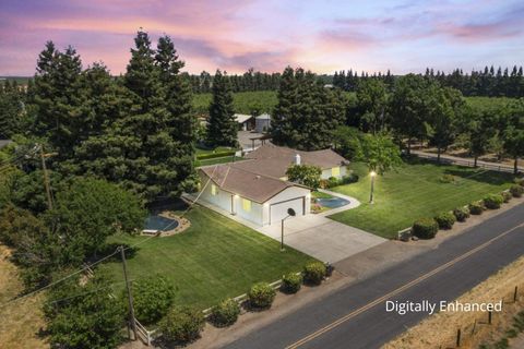 4742 Crow Oakdale CA 95361