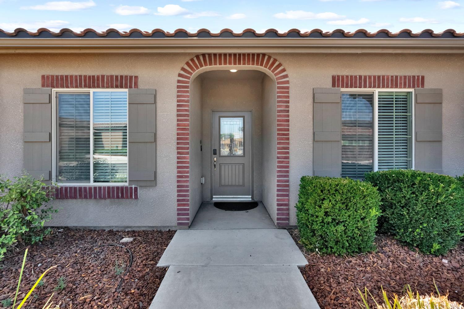 1192 S Orangewood Drive