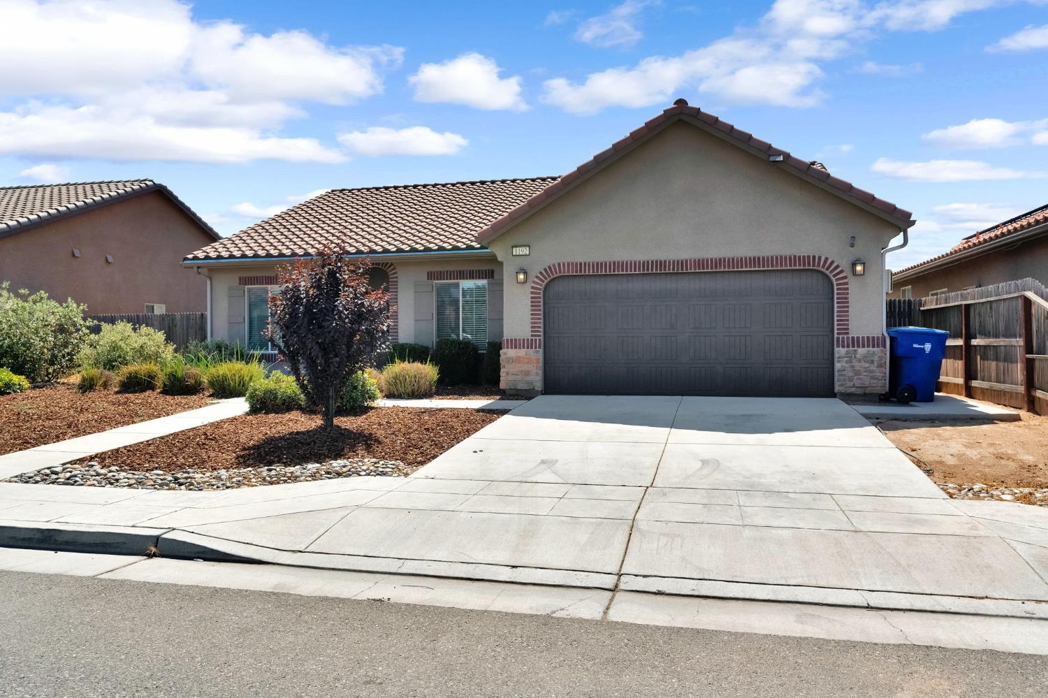 1192 S Orangewood Drive