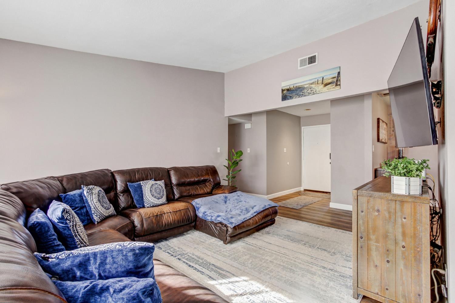7216 Brookridge Court