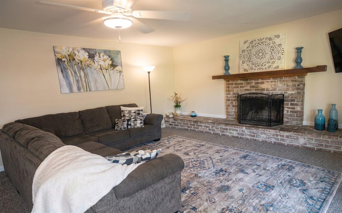 6117 Rutland Drive