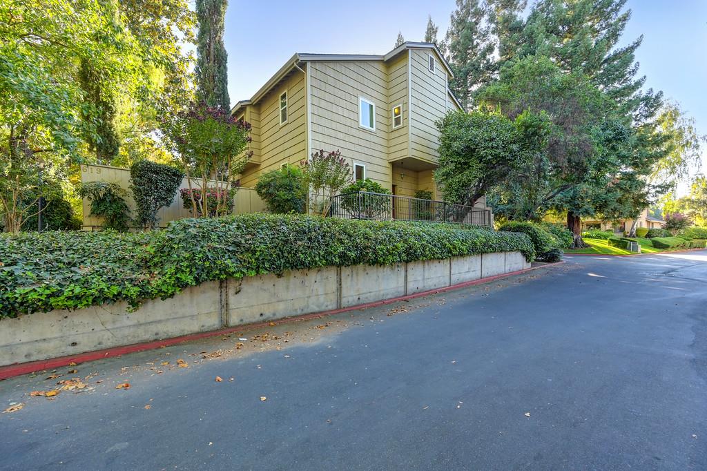 619 Commons Drive