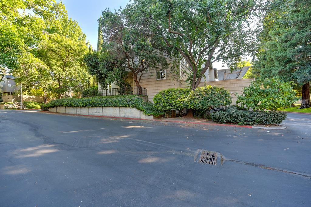 619 Commons Drive
