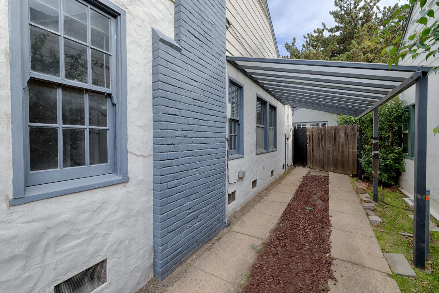 941 McClatchy