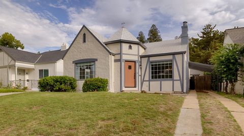 941 McClatchy Sacramento CA 95818