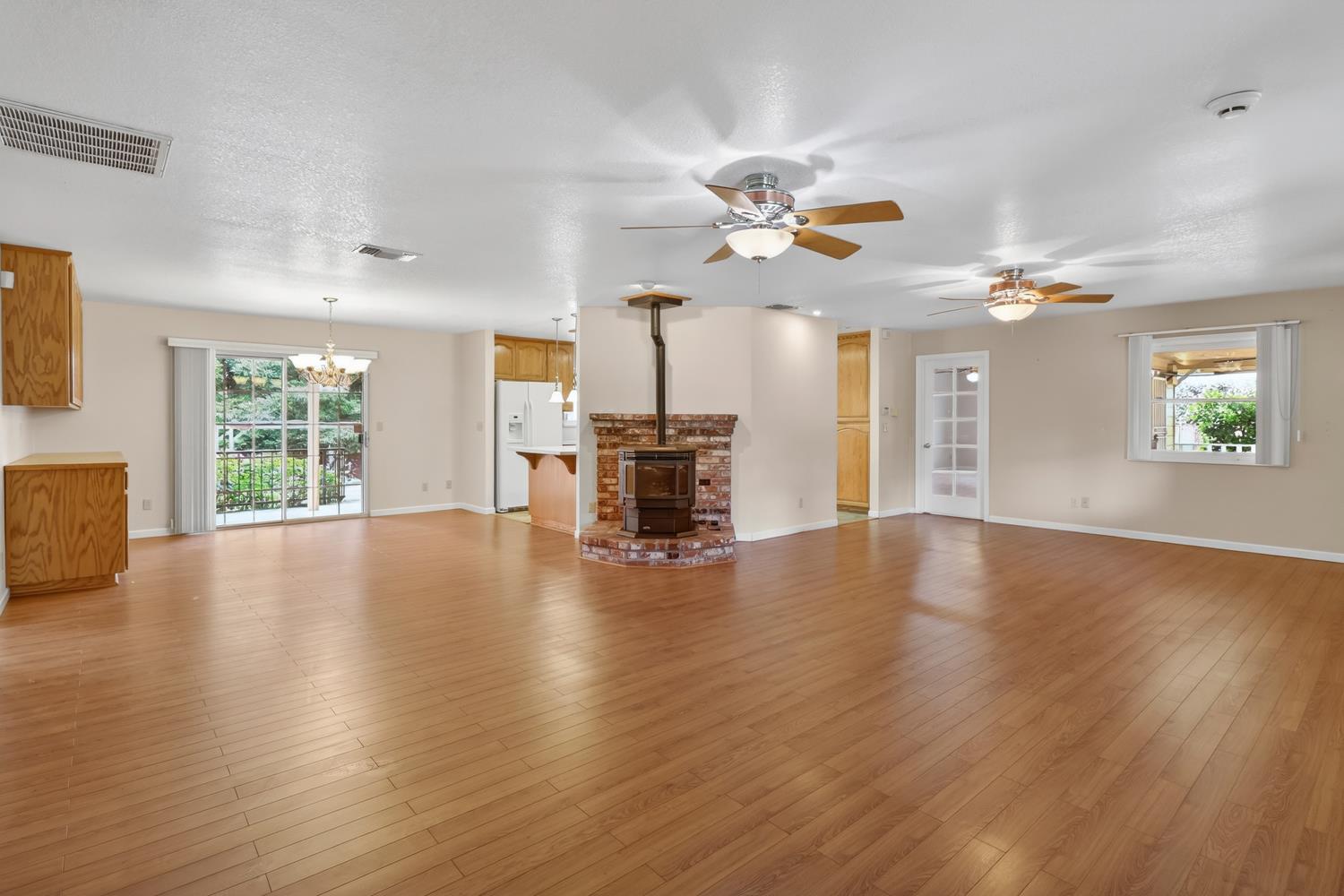 8675 Hickory Leaf Place