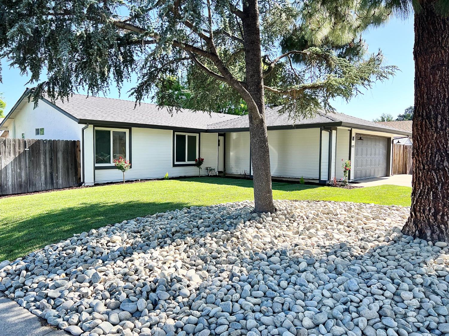 7072 Sunburst Way