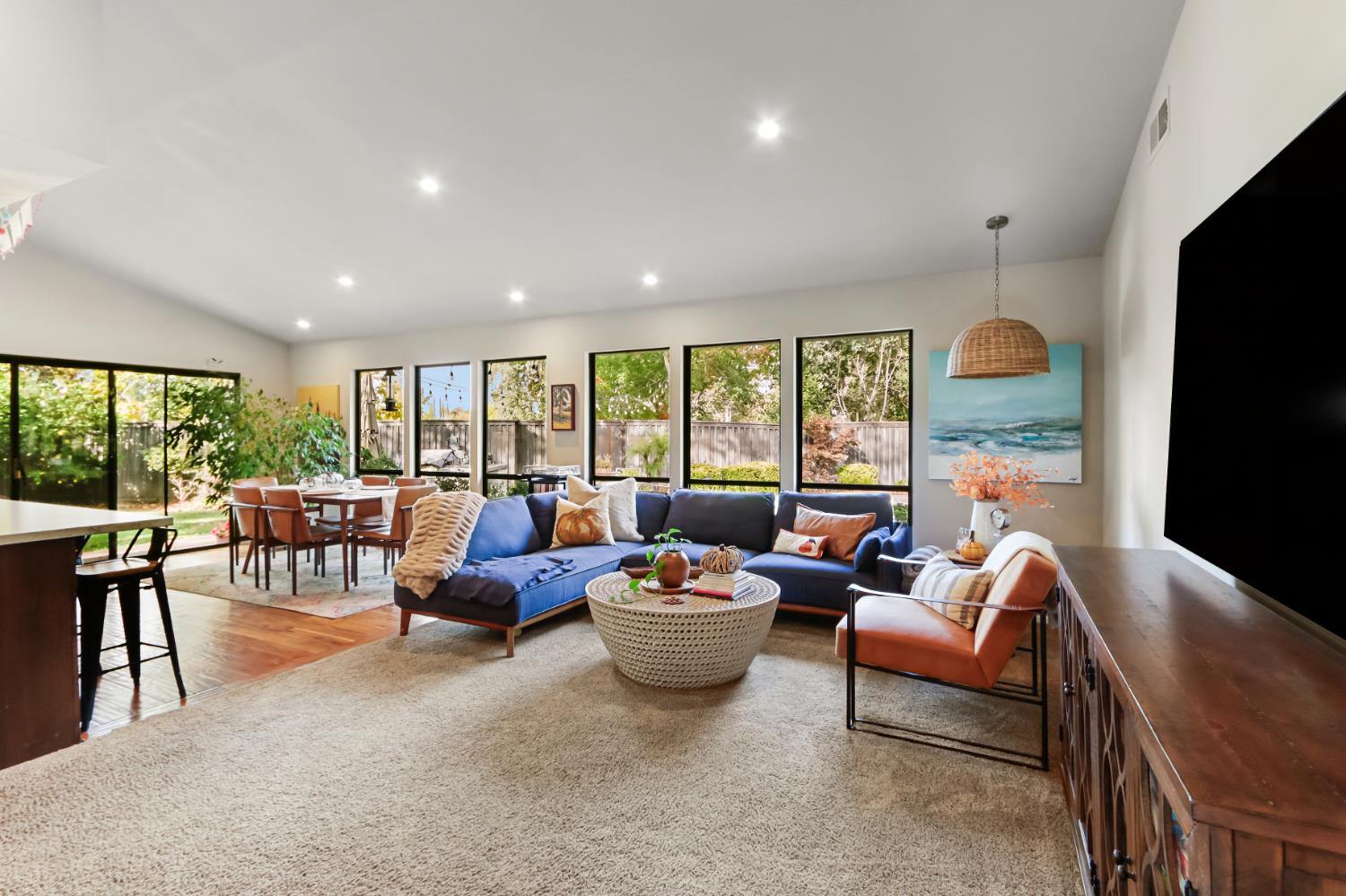 3328 Oak Stream Court