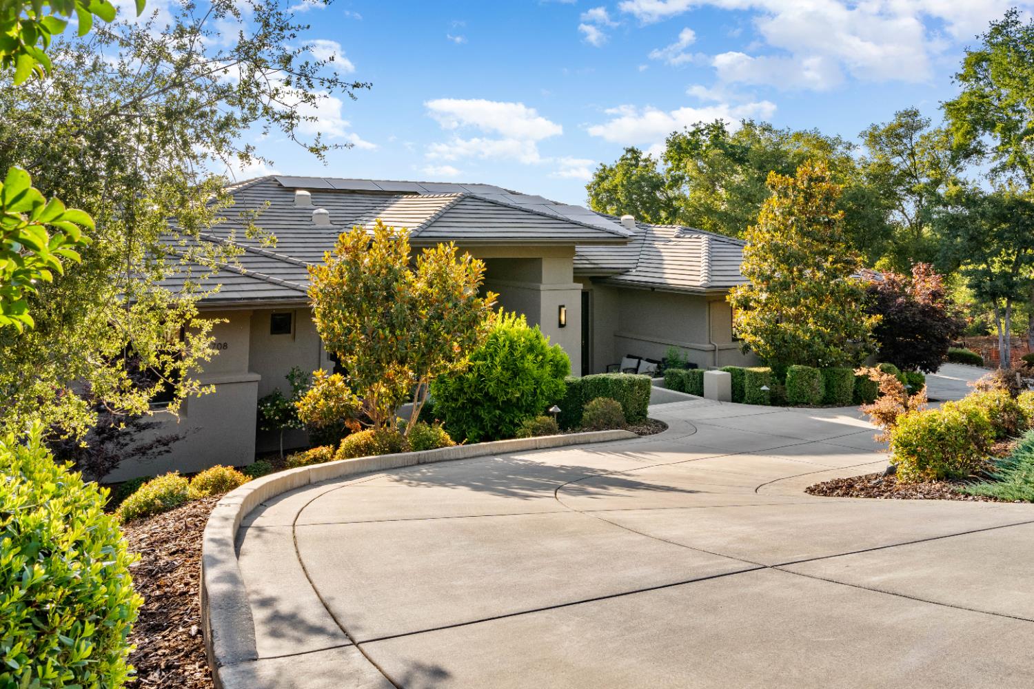 708 Da Vinci Court