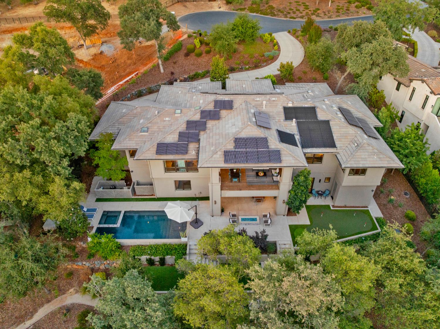 708 Da Vinci Court