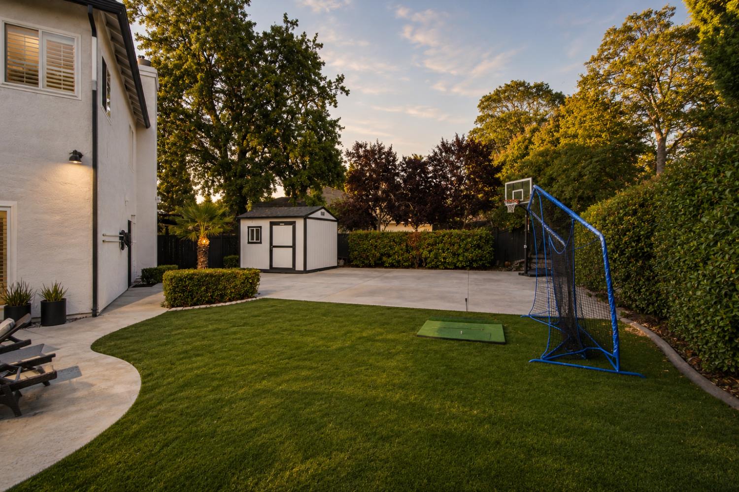324 Gailes Court