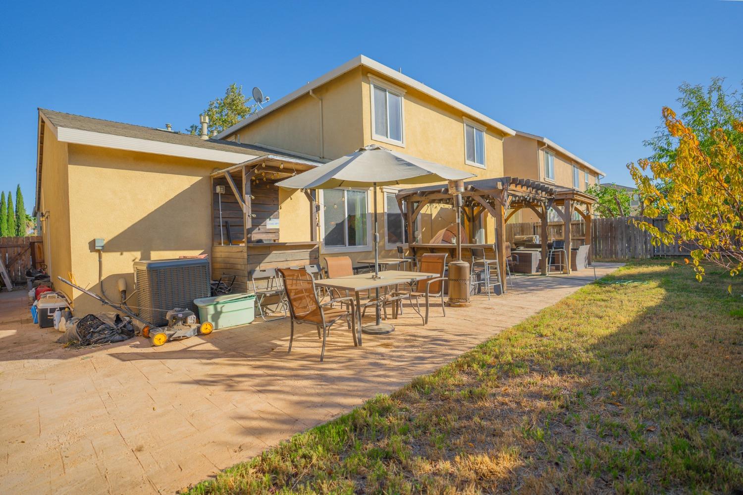 Patterson, California 95363, United States, 5 Bedrooms Bedrooms, ,3 BathroomsBathrooms,Residential,Active,36913