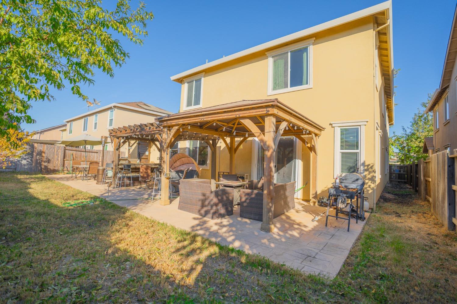 Patterson, California 95363, United States, 5 Bedrooms Bedrooms, ,3 BathroomsBathrooms,Residential,Active,36913