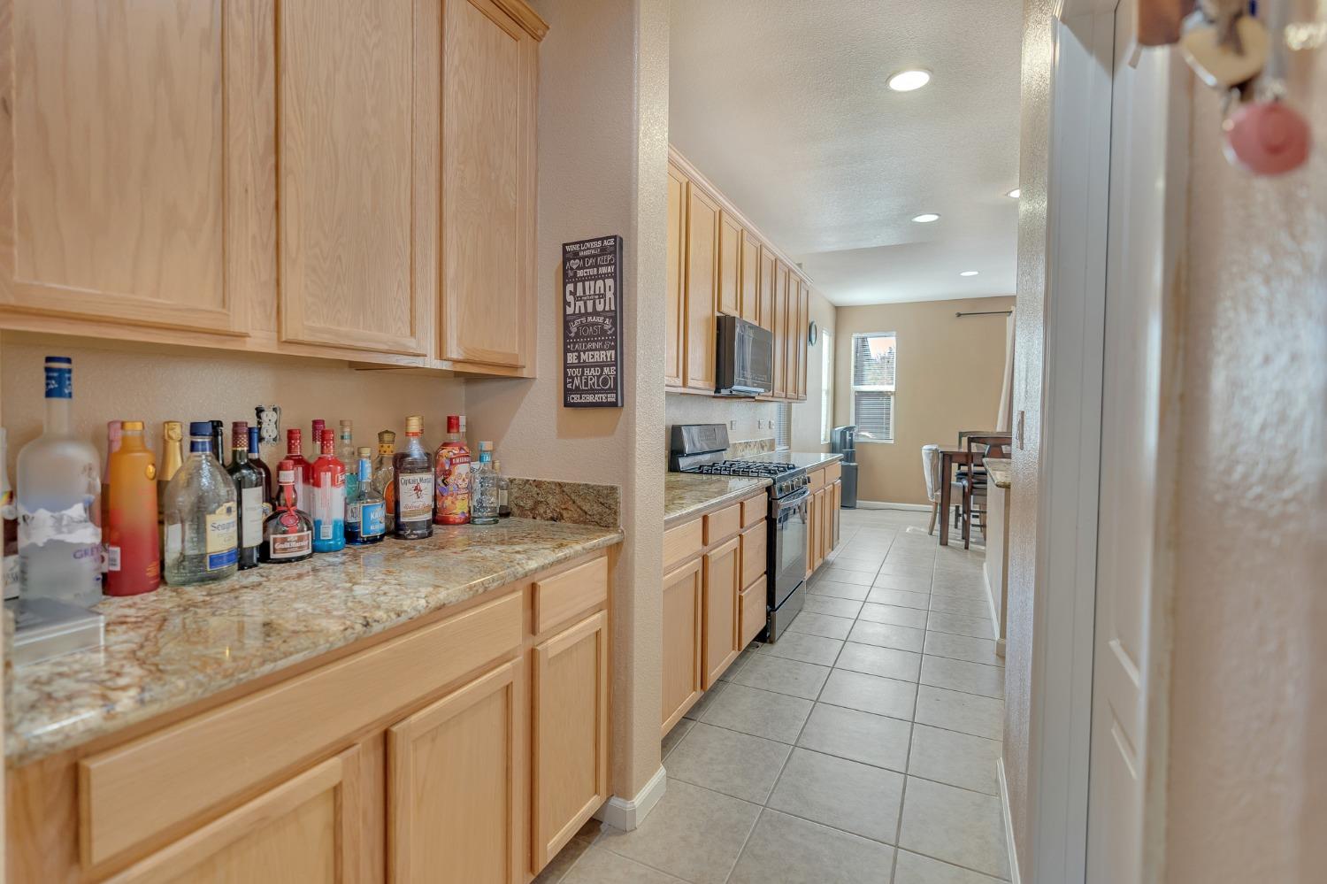 Patterson, California 95363, United States, 5 Bedrooms Bedrooms, ,3 BathroomsBathrooms,Residential,Active,36913