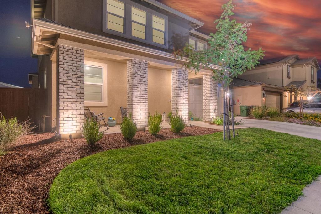 Photo of 2116 Abbeyhill Road, Lincoln, CA 95648 (MLS # 225122192)