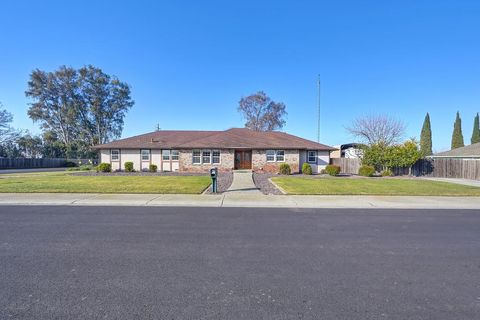 2632 3rd Street Colusa CA 95932