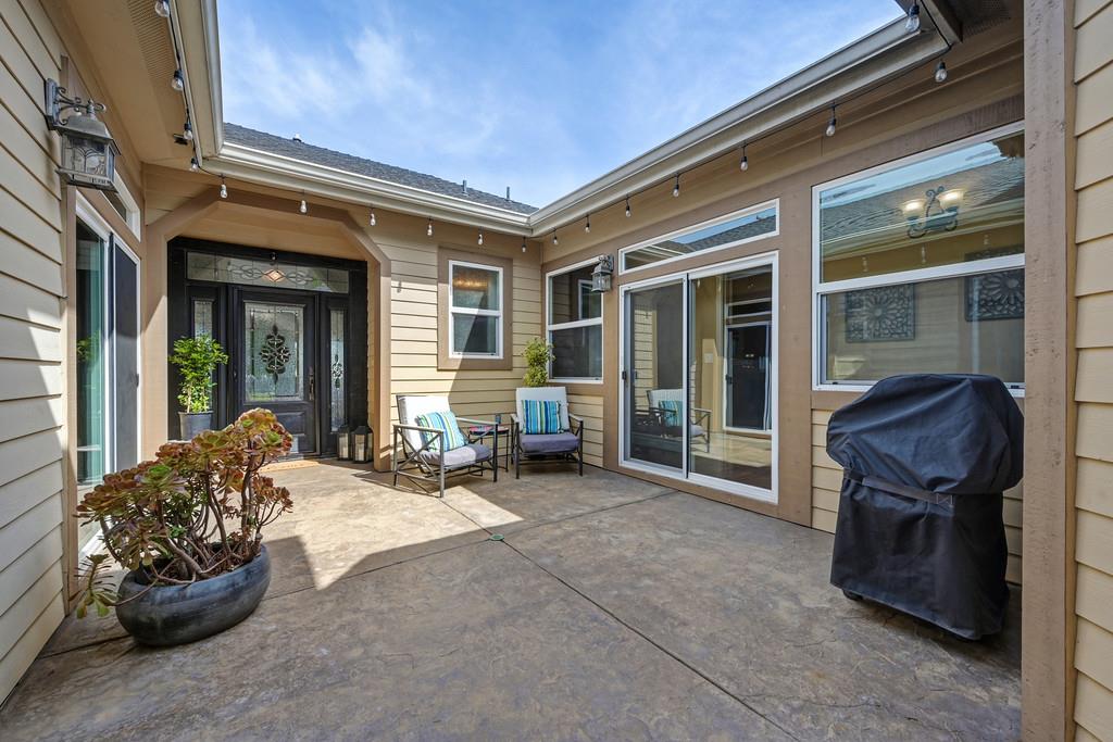 5608 Sorento Road