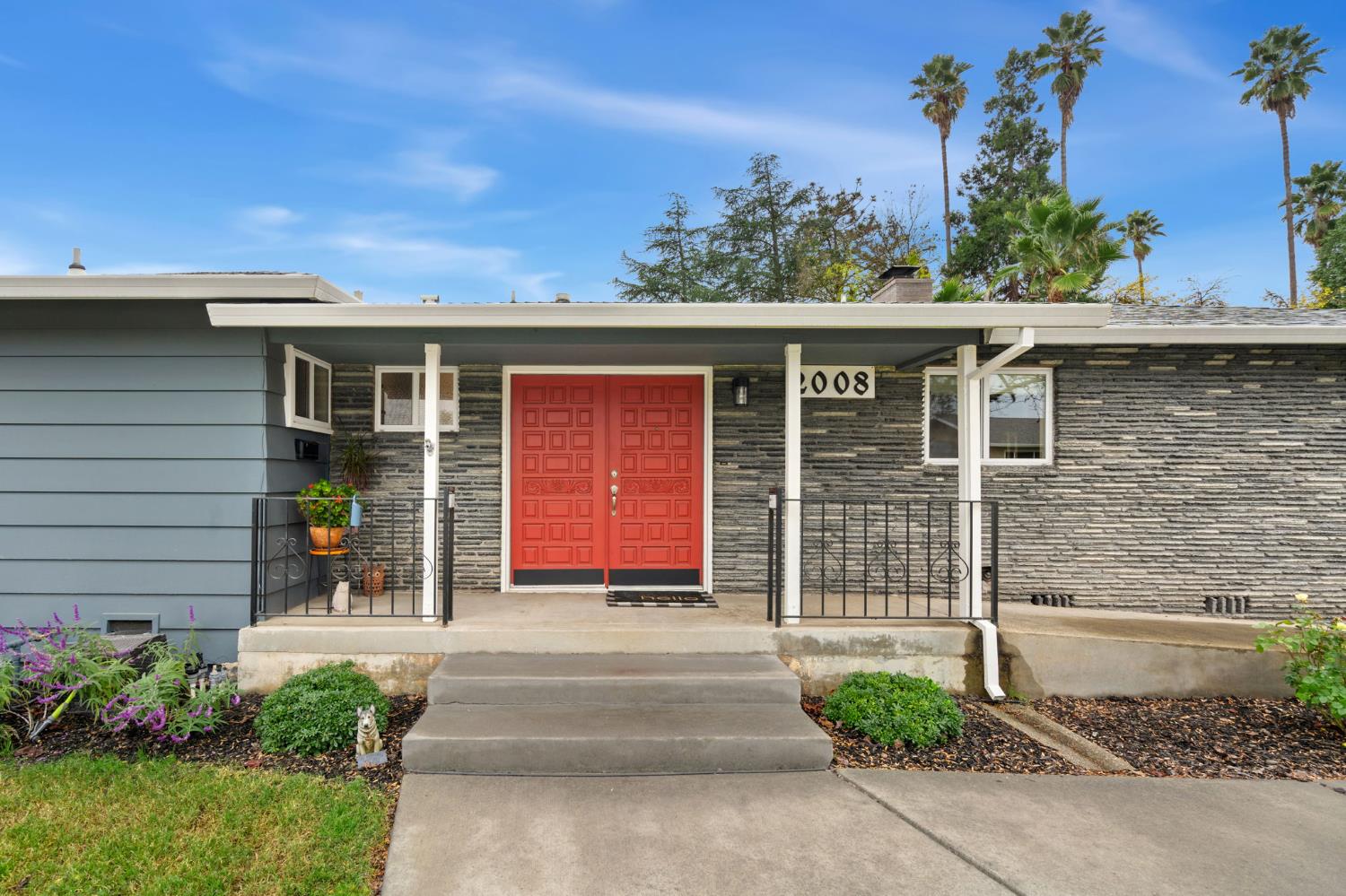 2008 Santa Lucia Way