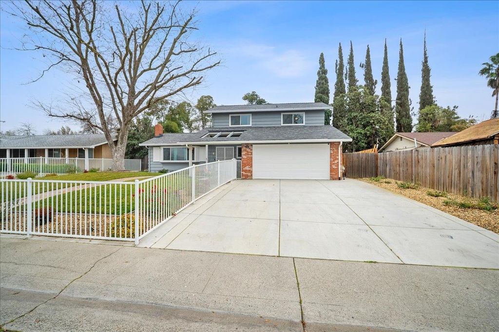 Photo of 5122 Diablo Drive, Sacramento, CA 95842 (MLS # 226008751)