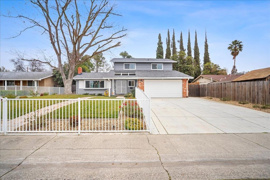 Photo of 5122 Diablo Drive, Sacramento, CA 95842 (MLS # 226008751)
