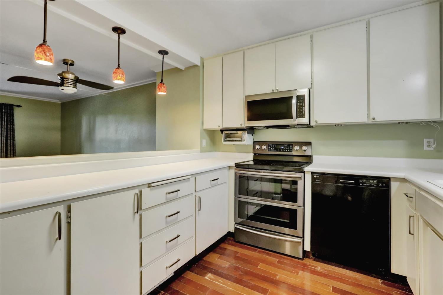 15348 Kingsbury Circle