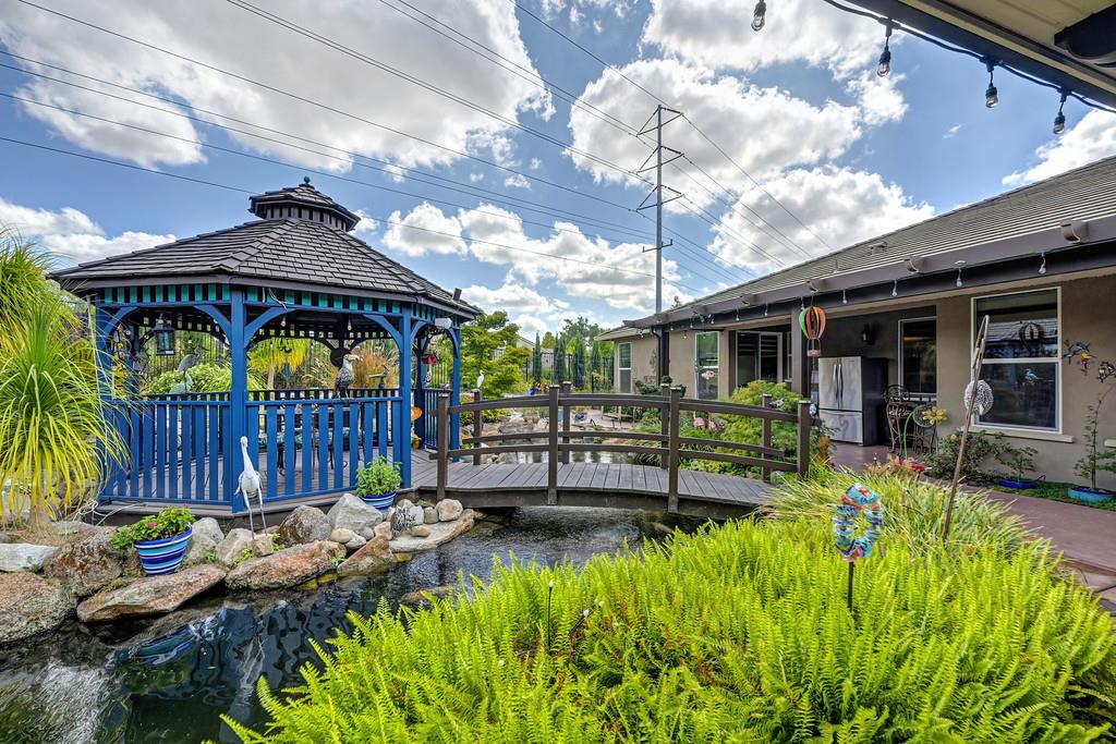 10095 Rio Moon Drive