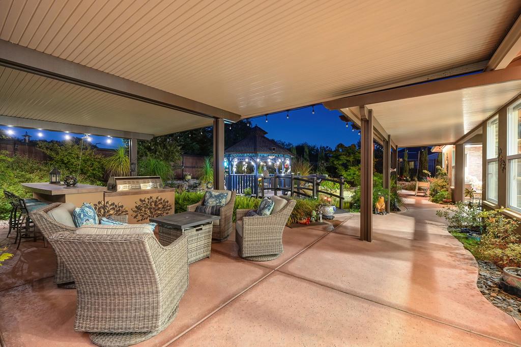 10095 Rio Moon Drive