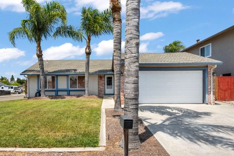 1641 Bondy Lane Tracy CA 95376