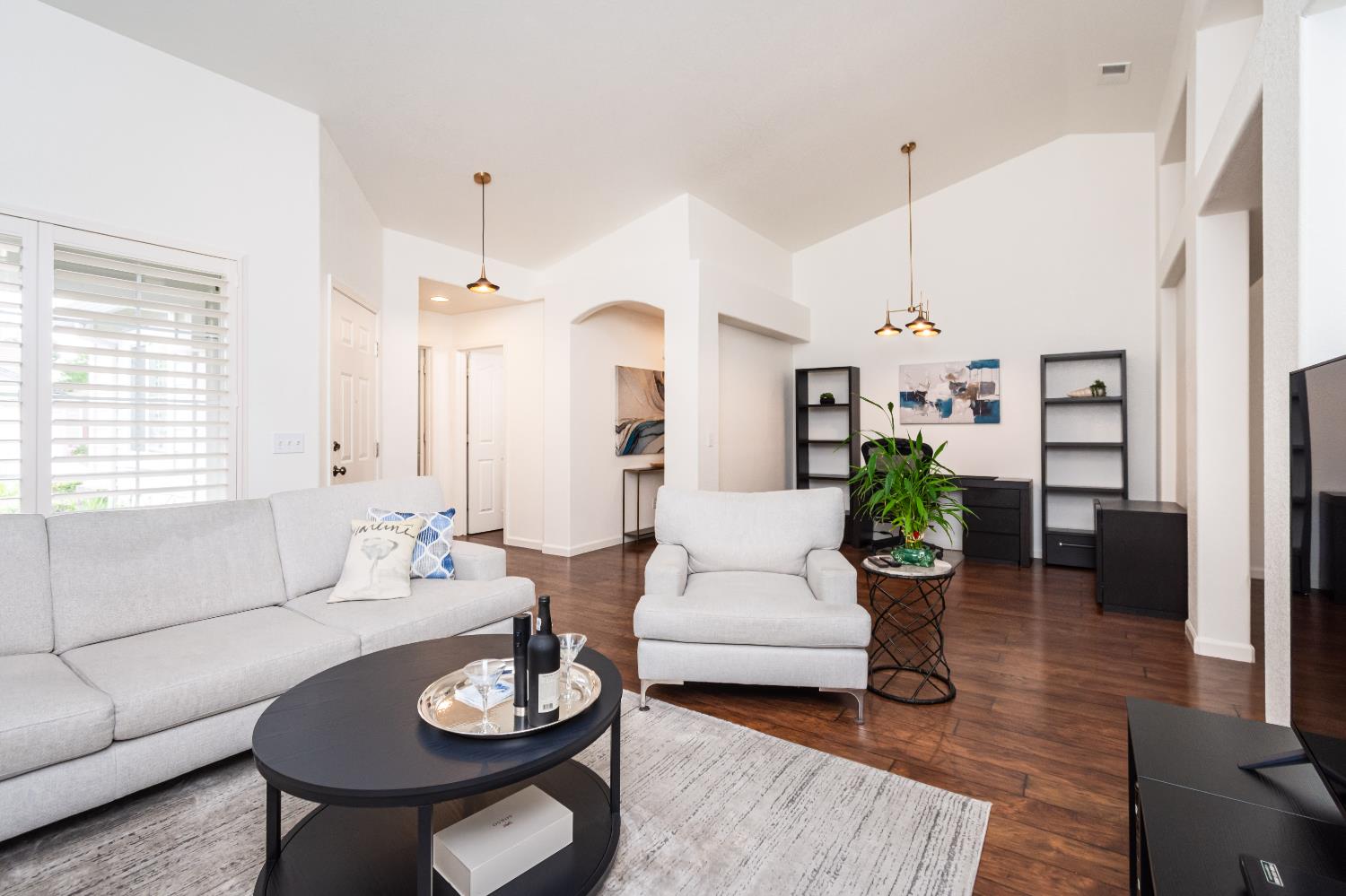 9670 Mizzenmast Court