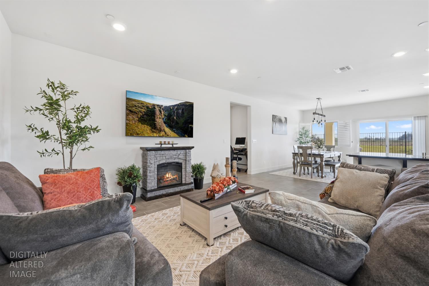14864 Oakville Lane