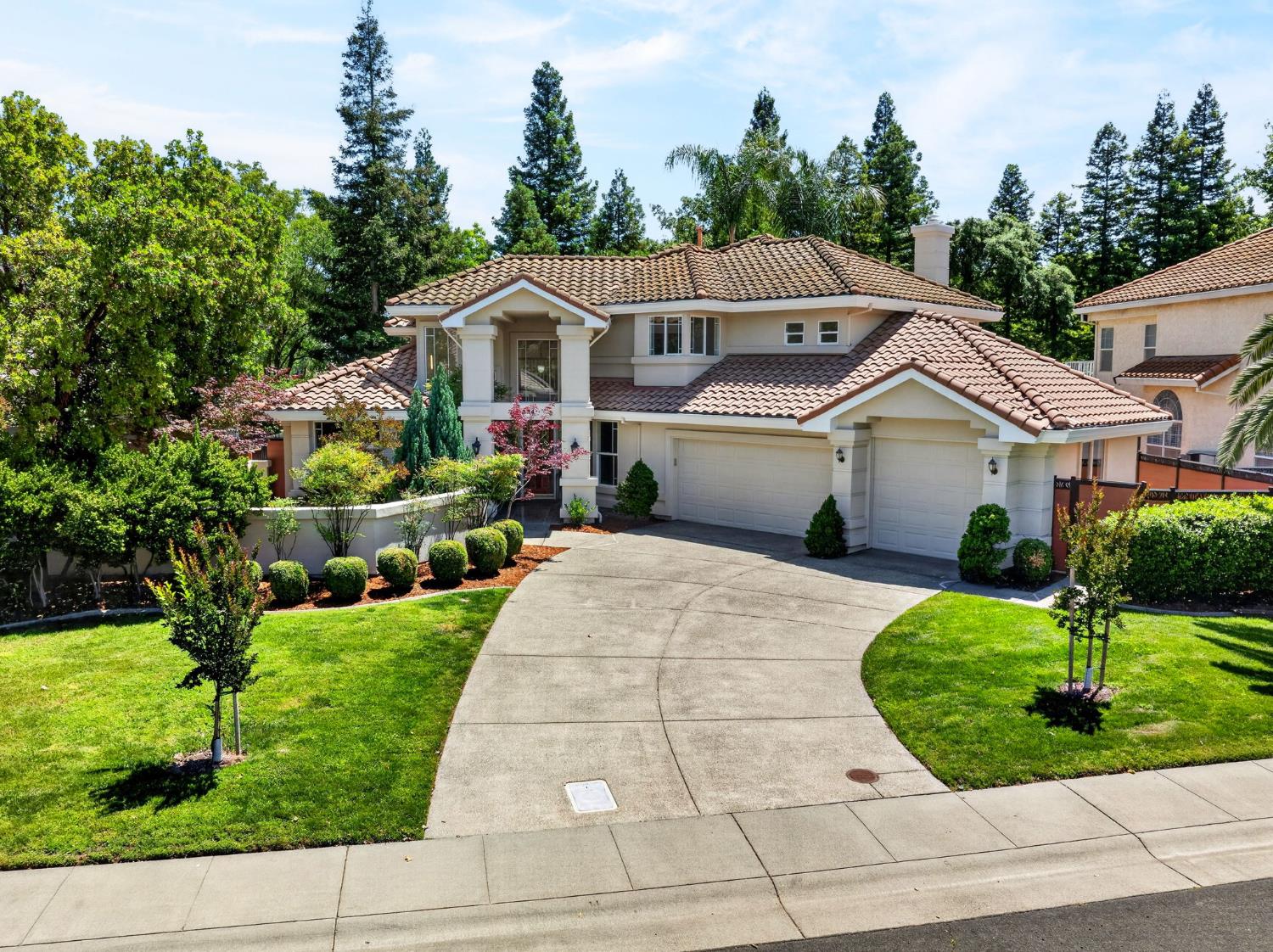 3324 La Playa Drive