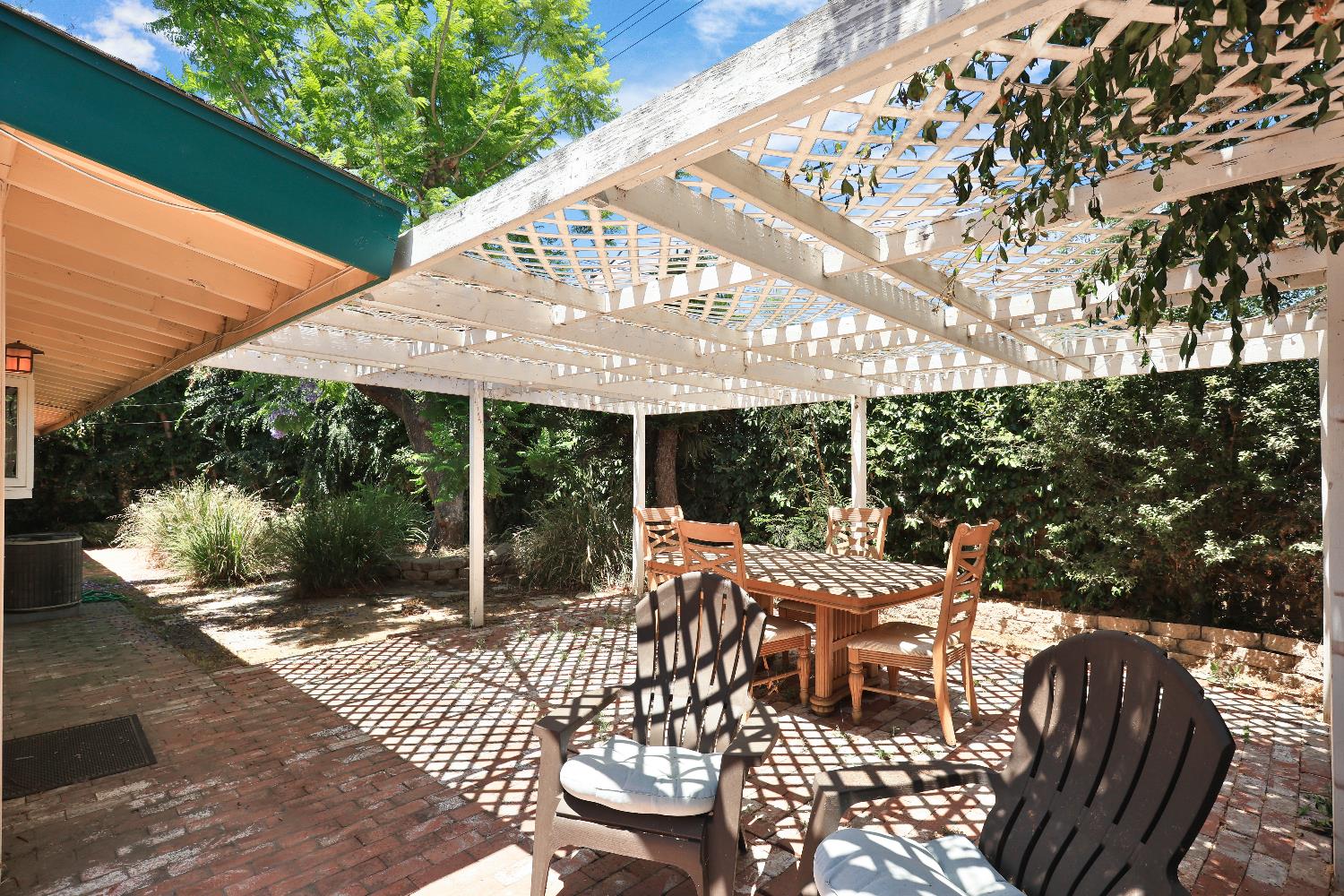 Orange, California 92868, United States, 4 Bedrooms Bedrooms, ,2 BathroomsBathrooms,Residential,Active,244606