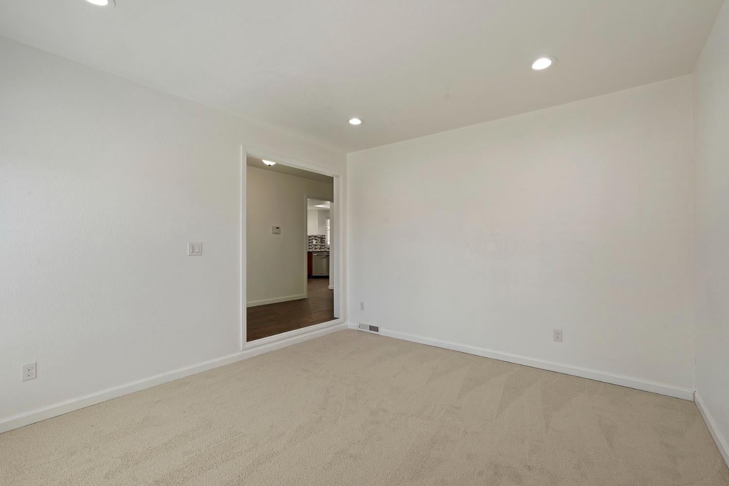 3304 Barmouth Drive