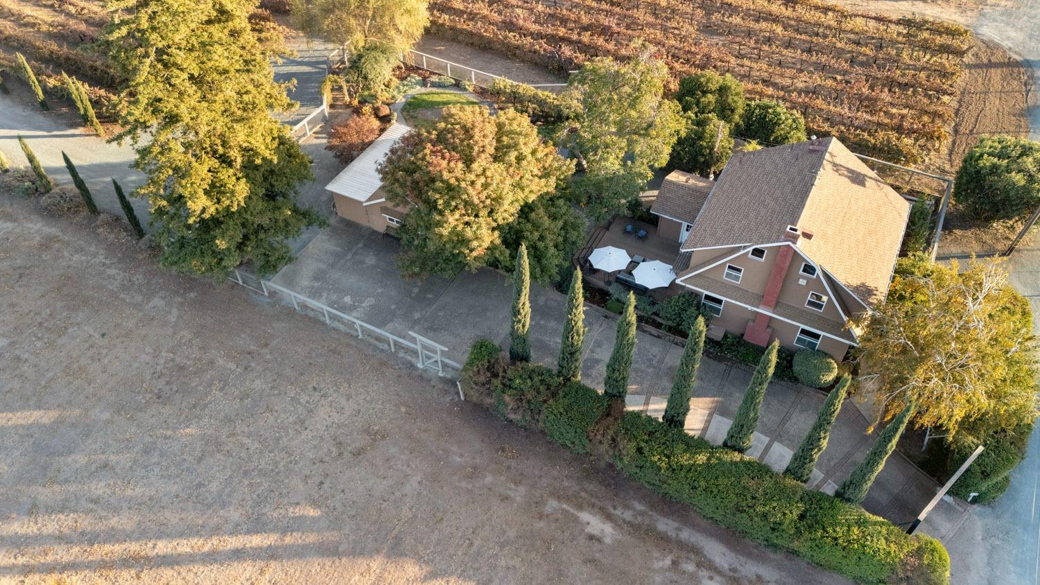 Lodi, California 95240, United States, 3 Bedrooms Bedrooms, ,3 BathroomsBathrooms,Residential,Active,33472