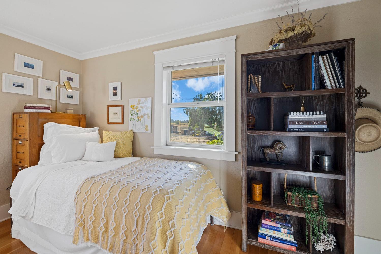 Lodi, California 95240, United States, 3 Bedrooms Bedrooms, ,3 BathroomsBathrooms,Residential,Active,33472